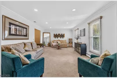26 Coppola Ct, Clifton, NJ 07013 - Photo 6