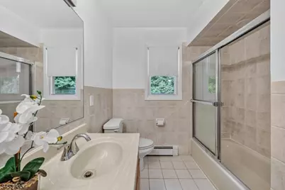 26 Coppola Ct, Clifton, NJ 07013 - Photo 34