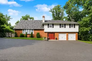 472 Summit Rd, Mountainside, NJ 07092 - Photo 1