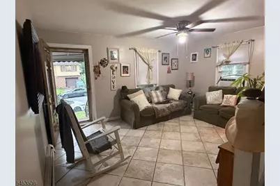 330 E Lake Ave, Rahway, NJ 07065 - Photo 2
