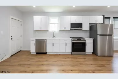 484 Prospect St, East Orange, NJ 07017 - Photo 6