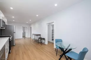 484 Prospect St, East Orange, NJ 07017 - Photo 8