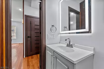 100 Atlantic St, Jersey City, NJ 07304 - Photo 16