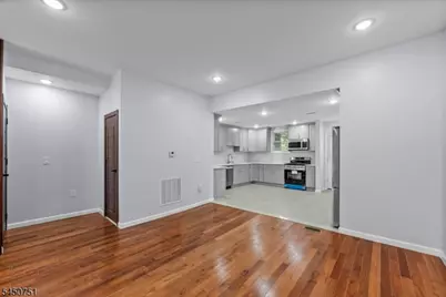 100 Atlantic St, Jersey City, NJ 07304 - Photo 14