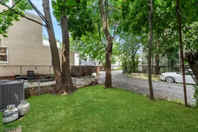 100 Atlantic St, Jersey City, NJ 07304 - Photo 38