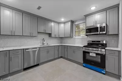 100 Atlantic St, Jersey City, NJ 07304 - Photo 20