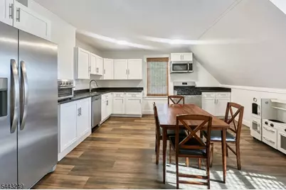 2 Hillside Ave, Summit, NJ 07901 - Photo 34