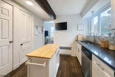 2 Hillside Ave, Summit, NJ 07901 - Photo 14