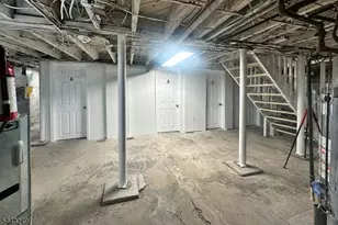 2 Hillside Ave, Summit, NJ 07901 - Photo 6