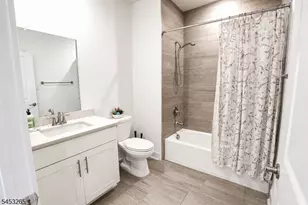 3 Myers Ter, Morris Plains, NJ 07950 - Photo 4