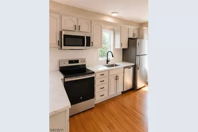 52 Park Ave, Flemington, NJ 08822 - Photo 2