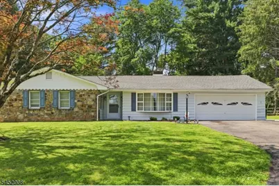 7 Brantwood Ter, Mansfield Township, NJ 07840 - Photo 2