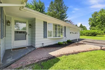 7 Brantwood Ter, Mansfield Township, NJ 07840 - Photo 4