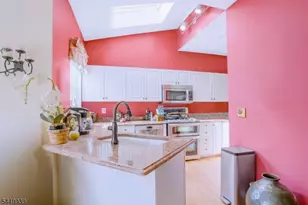 1308 Grandview Ct, Hanover Township, NJ 07981 - Photo 6