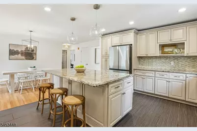 650 Ridgewood Rd, Maplewood, NJ 07040 - Photo 16