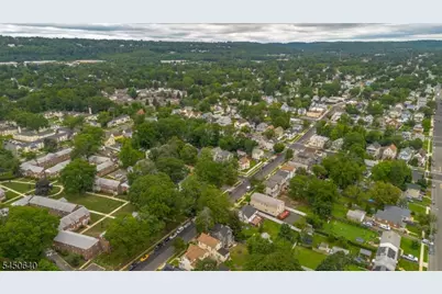 806 E 2nd St, Plainfield, NJ 07062 - Photo 22