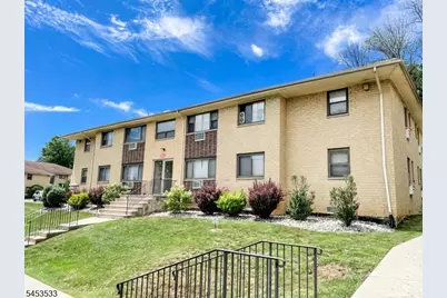 401 Highway22B41U8, North Plainfield, NJ 07060 - Photo 2