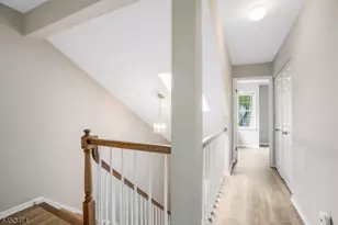 54 Eton Ct, Bedminster Township, NJ 07921 - Photo 20