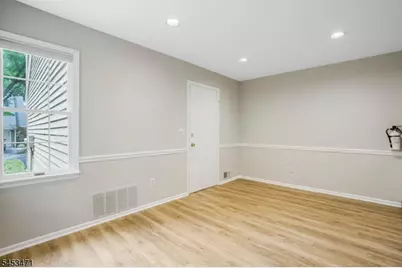 54 Eton Ct, Bedminster Township, NJ 07921 - Photo 2