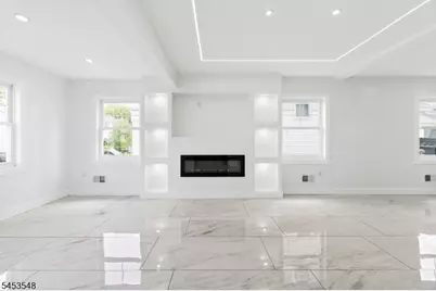 37 Wayne Ave, East Orange, NJ 07018 - Photo 2