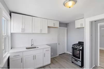 243 S Clinton St, East Orange, NJ 07018 - Photo 34