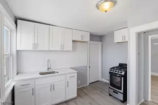 243 S Clinton St, East Orange, NJ 07018 - Photo 34