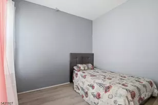 243 S Clinton St, East Orange, NJ 07018 - Photo 38