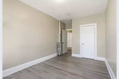 243 S Clinton St, East Orange, NJ 07018 - Photo 8