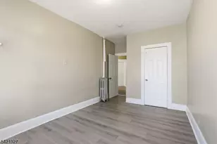 243 S Clinton St, East Orange, NJ 07018 - Photo 8