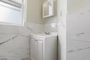 243 S Clinton St, East Orange, NJ 07018 - Photo 14