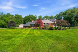 65 Washington Valley Rd, Warren Township, NJ 07059 - Photo 10