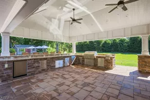 65 Washington Valley Rd, Warren Township, NJ 07059 - Photo 4