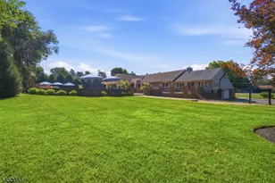 65 Washington Valley Rd, Warren Township, NJ 07059 - Photo 8