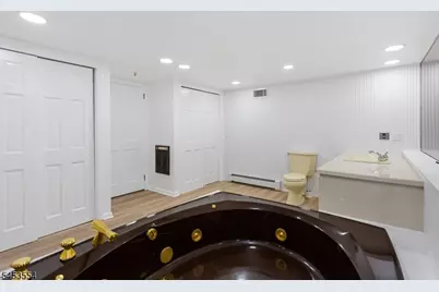 228 Dorothy Dr, North Haledon, NJ 07508 - Photo 24