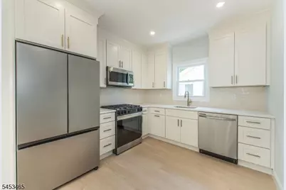 40 Brighton Ave, Bloomfield, NJ 07003 - Photo 2