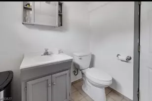 17 Ferncliff Rd, Bloomfield, NJ 07003 - Photo 14