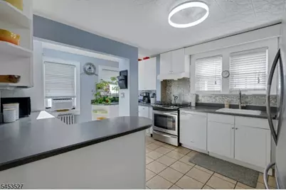 17 Ferncliff Rd, Bloomfield, NJ 07003 - Photo 14