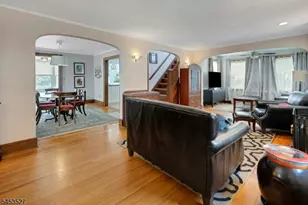 17 Ferncliff Rd, Bloomfield, NJ 07003 - Photo 10