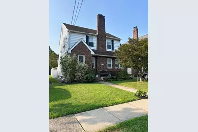 17 Ferncliff Rd, Bloomfield, NJ 07003 - Photo 1