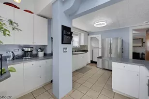 17 Ferncliff Rd, Bloomfield, NJ 07003 - Photo 30