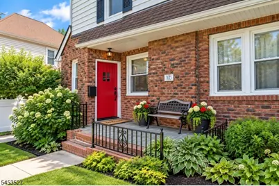 17 Ferncliff Rd, Bloomfield, NJ 07003 - Photo 2