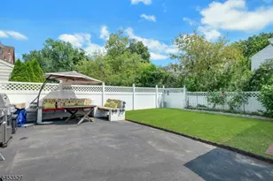 17 Ferncliff Rd, Bloomfield, NJ 07003 - Photo 30