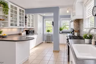 17 Ferncliff Rd, Bloomfield, NJ 07003 - Photo 12
