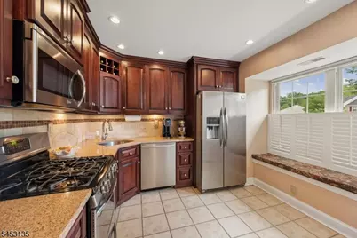 324 Gettysburg Way, Lincoln Park, NJ 07035 - Photo 4
