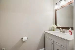 324 Gettysburg Way, Lincoln Park, NJ 07035 - Photo 16