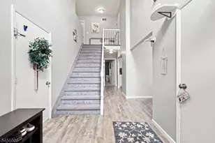 47 Colby Ct, White Township, NJ 07823 - Photo 6