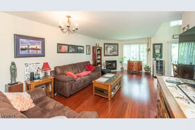 56 Davenport Rd, Montville Township, NJ 07045 - Photo 2