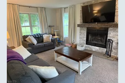 4 Fox Chase Rd, White Township, NJ 07863 - Photo 4