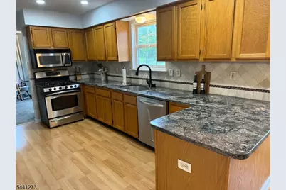 4 Fox Chase Rd, White Township, NJ 07863 - Photo 12