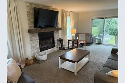 4 Fox Chase Rd, White Township, NJ 07863 - Photo 6